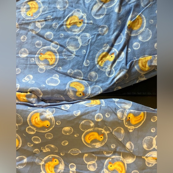 RUBBER DUCK & BUBBLES SET SLEEPWEAR - Picture 7 of 11